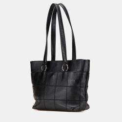 Pre Owned Chanel Black Caviar Choco Bar Tote