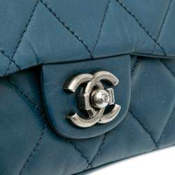 Pre Owned Chanel Blue Quilted Lambskin Accordion Flap