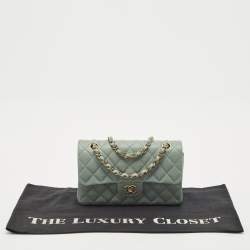 Pre Owned Chanel Green Quilted Caviar Leather Small Classic Double Flap Bag