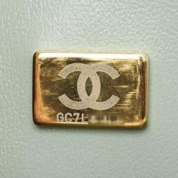 Pre Owned Chanel Green Quilted Caviar Leather Small Classic Double Flap Bag