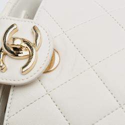 Chanel White Lambskin CC Elegant Chain Vanity Case
