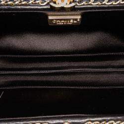 Chanel Black/White Lambskin Quilted Chain Around Clutch