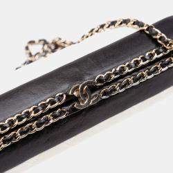 Chanel Black/White Lambskin Quilted Chain Around Clutch