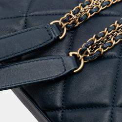 Pre Owned Chanel Navy Blue Mini Quilted Lambskin Crush on Chains Flap