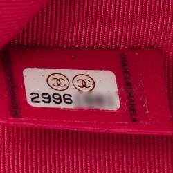 Pre Owned Chanel Black Quilted Caviar Leather Phone Pocket O Case Clutch