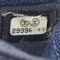 Pre Owned Chanel Blue Quilted Caviar Leather CC Card Holder