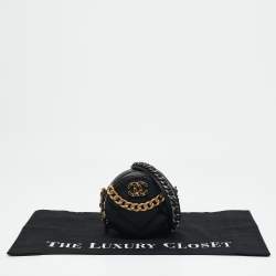 Pre Owned Chanel Black Quilted Leather 19 Round Clutch With Chain