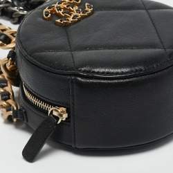 Pre Owned Chanel Black Quilted Leather 19 Round Clutch With Chain