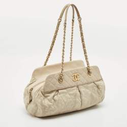 Pre Owned Chanel Off White Quilted Iridescent Leather Chic Quilt Bowling Bag