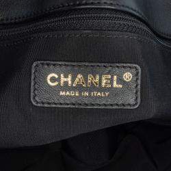 Pre Owned Chanel Navy Blue Medium Tweed Pearl Handle Flap