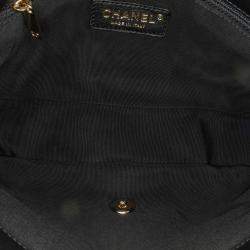 Pre Owned Chanel Navy Blue Medium Tweed Pearl Handle Flap