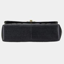 Pre Owned Chanel Black Leather Vertical Quilt Top Handle Bag