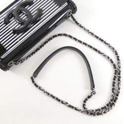 Pre Owned Chanel Black Enamel and Leather Boy Shoulder Bag
