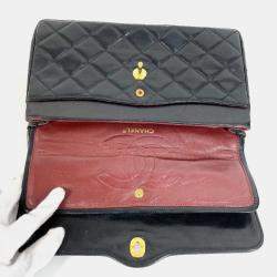 Pre Owned Chanel Black Lambskin Quilted Paris Flap Shoulder Bag