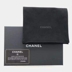 Chanel White Lambskin Quilted Mini Golden Plate Clutch With Chain 