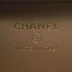 Chanel White Lambskin Quilted Mini Golden Plate Clutch With Chain 