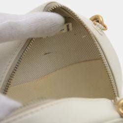 Pre Owned Chanel White Calfskin 19 Round Chain Shoulder Bag 