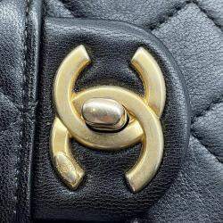 Pre Owned  Chanel Black Lambskin Pearl Chain Shoulder Bag 
