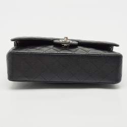 Pre Owned حقيبة شانيل كلاسيك جلد كافيار أسود مبطن متوسطة بقلاب مزدوج