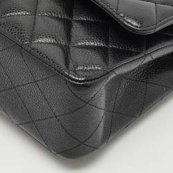 Pre Owned حقيبة شانيل كلاسيك جلد كافيار أسود مبطن متوسطة بقلاب مزدوج