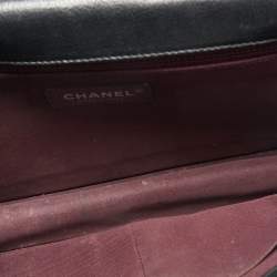 Pre Owned Chanel Black Chevron Quilted Leather Gabrielle Flap Bag