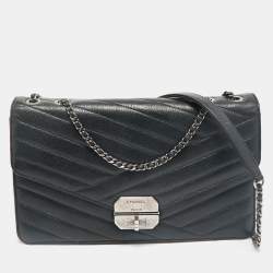 Pre Owned Chanel Black Chevron Quilted Leather Gabrielle Flap Bag