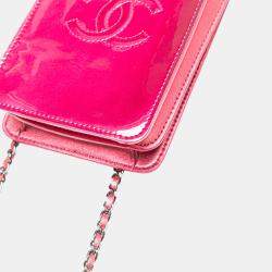Pre Owned Chanel Pink CC Patent Phone Holder Crossbody