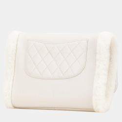 Pre Owned Chanel White Quilted Lambskin and Shearling CC Muff Flap