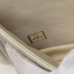 Pre Owned Chanel White Quilted Lambskin and Shearling CC Muff Flap