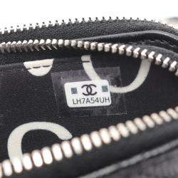 Pre Owned Chanel Black Leather Small Clutch With Chain
