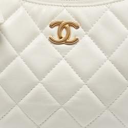 Chanel White Quilted Leather CC Chain Around Hobo