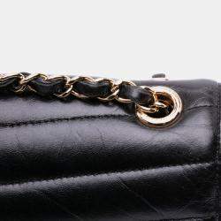 Pre Owned Chanel Black Chevron Shiny Lambskin Miroir Flap