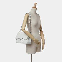 Pre Owned Chanel White Jumbo Classic Caviar Double Flap