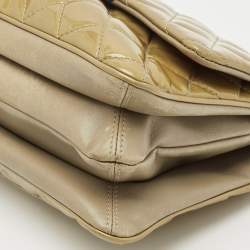 Pre Owned Chanel Beige Quilted Patent Leather 3 Compartment Classic Flap Bag