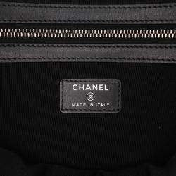 Chanel Black Large Diagonal Chevron Calfskin Tassel O Case Clutch