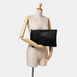 Chanel Black Large Diagonal Chevron Calfskin Tassel O Case Clutch