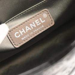 Pre Owned Chanel Black Patent Leather Icon Chain Handbag