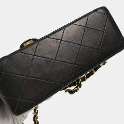 Pre Owned Chanel Black Lambskin Mini Classic Square Flap Shoulder Bag
