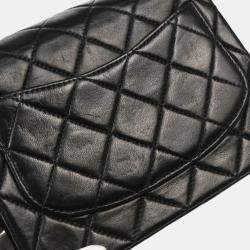 Pre Owned Chanel Black Lambskin Mini Classic Square Flap Shoulder Bag