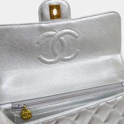 Pre Owned Chanel Silver Lambskin Quilted CC Top Handle Handbag