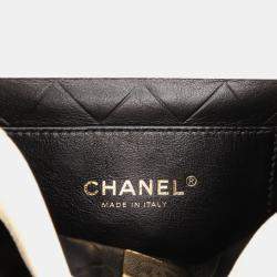 Pre Owned Chanel White CC Quilted Lambskin Round Moon Messenger Flap
