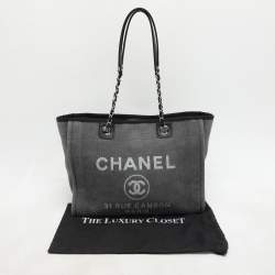 مملوكة مسبقًا Chanel Grey Canvas Medium Deauville Shopper Tote