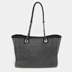 مملوكة مسبقًا Chanel Grey Canvas Medium Deauville Shopper Tote