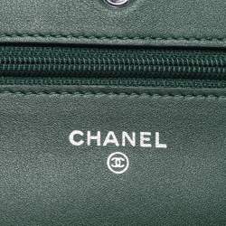 Pre Owned Chanel Green Quilted Patent Leather CC Wallet On Chain