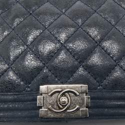 Pre Owned Chanel Navy Blue Quilted Iridescent Leather Boy Flap Bag