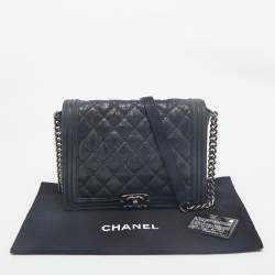 Pre Owned Chanel Navy Blue Quilted Iridescent Leather Boy Flap Bag
