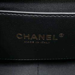 Chanel Black Lambskin 19 Flap Chain Shoulder Bag 20