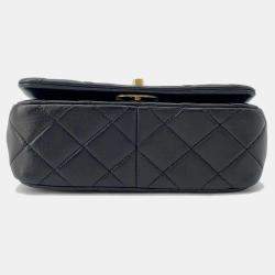 Chanel Black Lambskin 19 Flap Chain Shoulder Bag 20