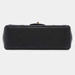 Chanel Matelasse Single Flap Chain shoulder Black Lambskin Size 20