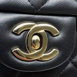 Chanel Matelasse Single Flap Chain shoulder Black Lambskin Size 20